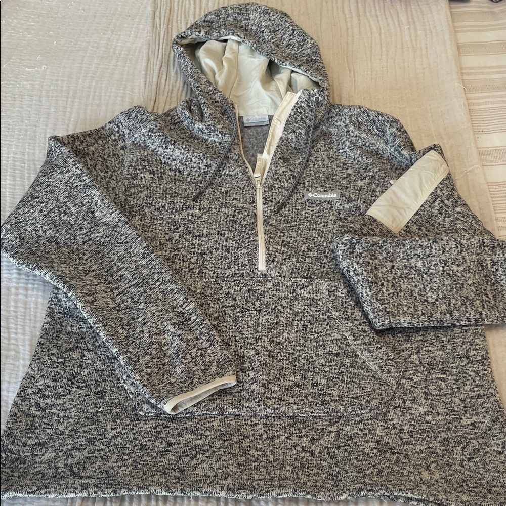 Columbia Black and Cream Pullover half zip Hoodie
